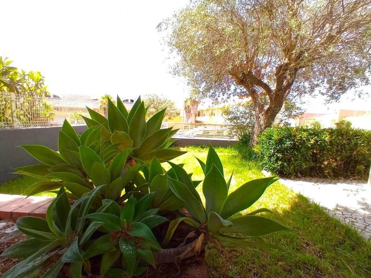 Sesimbra Charming Pool Duplex Bbk & Garden Exterior foto