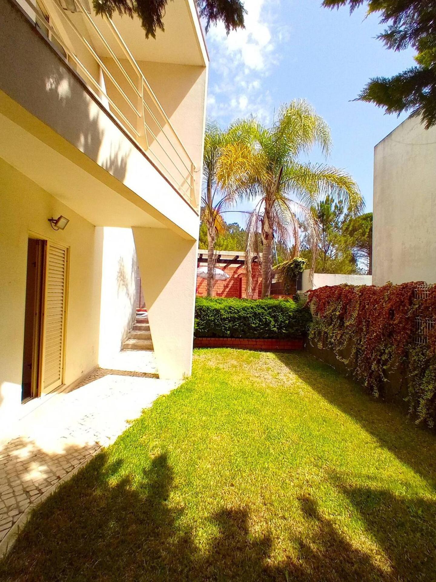 Sesimbra Charming Pool Duplex Bbk & Garden Exterior foto